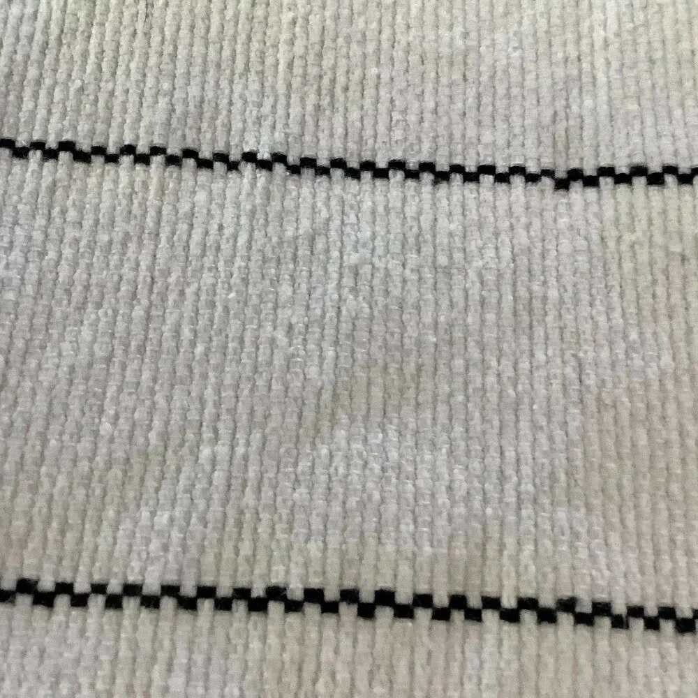 Set of 6 White / Black Placemats  Rectangular.